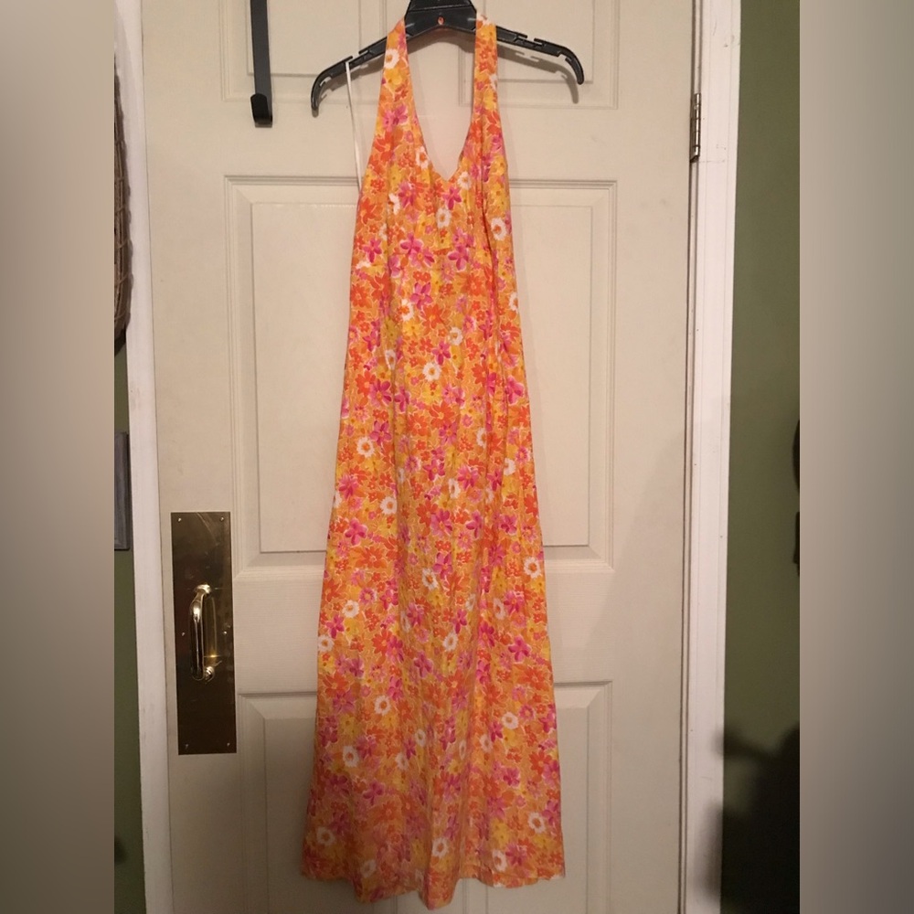 Fun Floral Halter Maxi Dress size 6